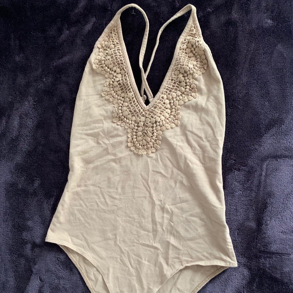 Nude bodysuit
